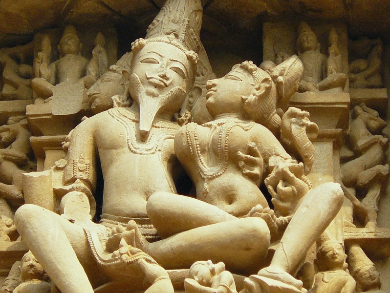 The Art of the Khajuraho Monuments of India : Sacred Ritual